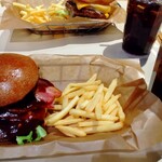 J.S. BURGERS CAFE - 