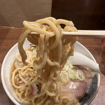 ラーメン　みなもと屋 - 麺