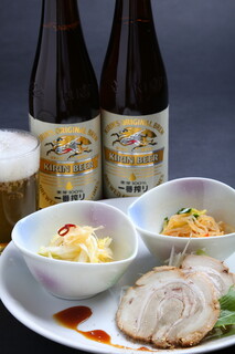 Okada Makicchin - ビールセット　生ビール1杯とおつまみ３品のセット。