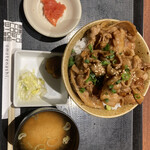 北の味紀行と地酒 北海道 - 豚丼　850円