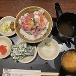 Hokkaido - 北の漁師の海鮮丼　1,200円