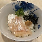 Kuro ho - 刺茶漬け（鯛の昆布締め）