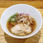 鶏と鮪節 麺屋勝時 - 