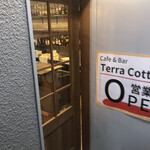 Cafe&Bar TerraCotta - 地下のお店の入り口