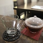 MAGNOLIAN CAFE & BAR - ◆16年発酵普茸茶（600円）・・一時期中国茶に凝った時、普茸茶もいろんな年代や種類の品を頂いたのですけれど 発酵した品としてしては軽めの味わいで飲みやすいですね。2煎頂けます。