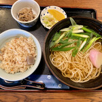 にしきそば - そば定食　900円