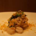 RISTORANTE IL NODO - タリアテッレ ホタテ 浅利 山のクレソン 自家製カラスミアップ