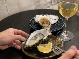 Oyster Bar Splendor - 生牡蠣に合わせたワイン各種