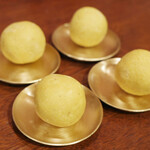 ガネーシュ - なんだっけ(たしかおやつ)