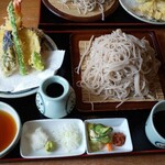 くいものや ラ・ネージュ - 天ざるそば￥1,350＋蕎麦大盛￥250共に税込み(R1.8.29撮影)