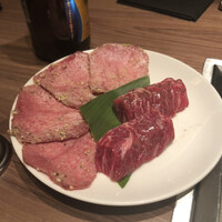 焼肉うしごろ 新宿三丁目店 - 