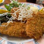 魚助 - 料理写真:あじフライ定食 1600円。