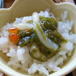 遊の丘 - 十割蕎麦、箸休め付の副菜(松前漬乗せ御飯)(R1.10.5撮影)