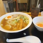 にぼしラーメン かのうや - 