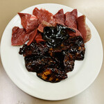 元祖ホルモン脇田屋 - シンゾウ･ホホ肉(ハラミ)