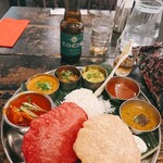 南インド料理店 ボーディセナ - シメのミールス　ラッサム(すっぱいスープ) サンバル(豆と野菜のカレー)ライス(バスマティライス)おかわりOKデス