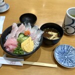 Sushidokoro - 「媛 しらす丼」(2500円)