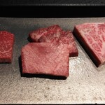 日本焼肉はせ川 別亭 銀座店 - お肉3種