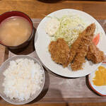Meguro Kicchin - ミックスフライ　ヒレ、エビ、エビ、牡蠣