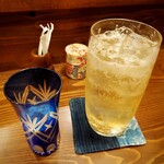 Iwase - 切子グラスで出たお通しのポタージュと角ハイ