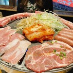 Yakiniku Kankokuryouri Yaku Yaku Shokudou - 