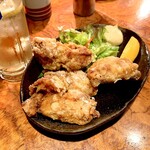 Asagaya Gyokou Chokubaijo - 大ぶりな竜田揚げがハイボールに合う〜