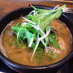 Ippou - つけ麺　￥650　　つけ汁は和風テイスト、水菜・もやし・椎茸・油揚げ等