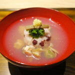 御料理 光安 - 蛤と根付きのセリの赤飯蒸し