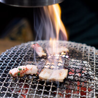 炭火焼肉ホルモン うしごろ 中目黒店 - ホルモン盛り合わせ　醤油
