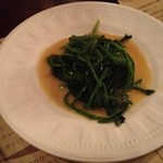 らんぷ亭 - 4500円のコース  ほうれん草のソテー。バターと醤油の味がしました^ ^