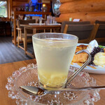 ロッキーガーデン - セットのレモンソーダ(フード代＋¥250)