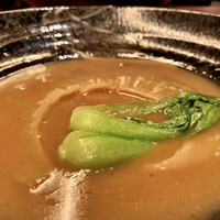 魚China YO - 大きな姿フカヒレの上海風