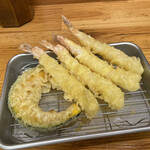 Tempura Tenzen - 海老天定食　990円