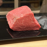 おにく 花柳 - 大きなヒレ肉
