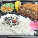 お米屋の弁当 俵屋 - 料理写真: