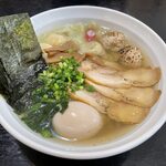 ワンタン麺 鶏と雲 - 