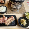 七輪焼肉 安安 - 牛カルビ豚カルビ定食200g900円
