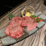 焼肉 べこ亭 たまプラーザ本店 - 