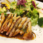 ECURIE - 岩手県産佐助豚トントロステーキ
      〜オリエンタルソース〜　　1480円