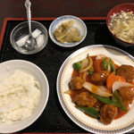 紅龍 - 酢豚定食　850円