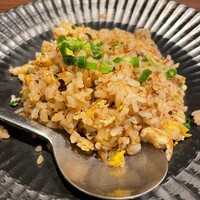 牛屋 銀兵衛 銀座本店 - ガーリックチャーハン
