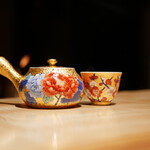 膳処末富 - ●北京の世界紅茶