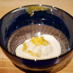 膳処末富 - ●デザート：月光ゆり根と豆腐ソース
      ゆり根と柚子とザラメを豆腐のソースで絡めて。