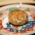 膳処末富 - ぷるんぷるんと弾むような身を噛み締めれば、溢れる甘旨な脂がジューシーに炸裂！