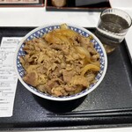 吉野家 羽田空港第1ターミナルビル店 - 牛丼(超特盛)  976円