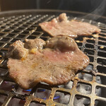 肉のよいち - 大将牛タン食べ比べ