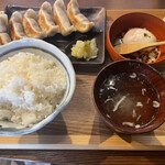 肉汁餃子のダンダダン - 