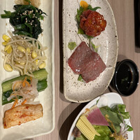 近江うし 焼肉 にくTATSU 青山本店 - 