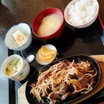 ドライブイン本郷 - ジンギスカン定食