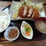 レストラン蘭  - トンカツ定食